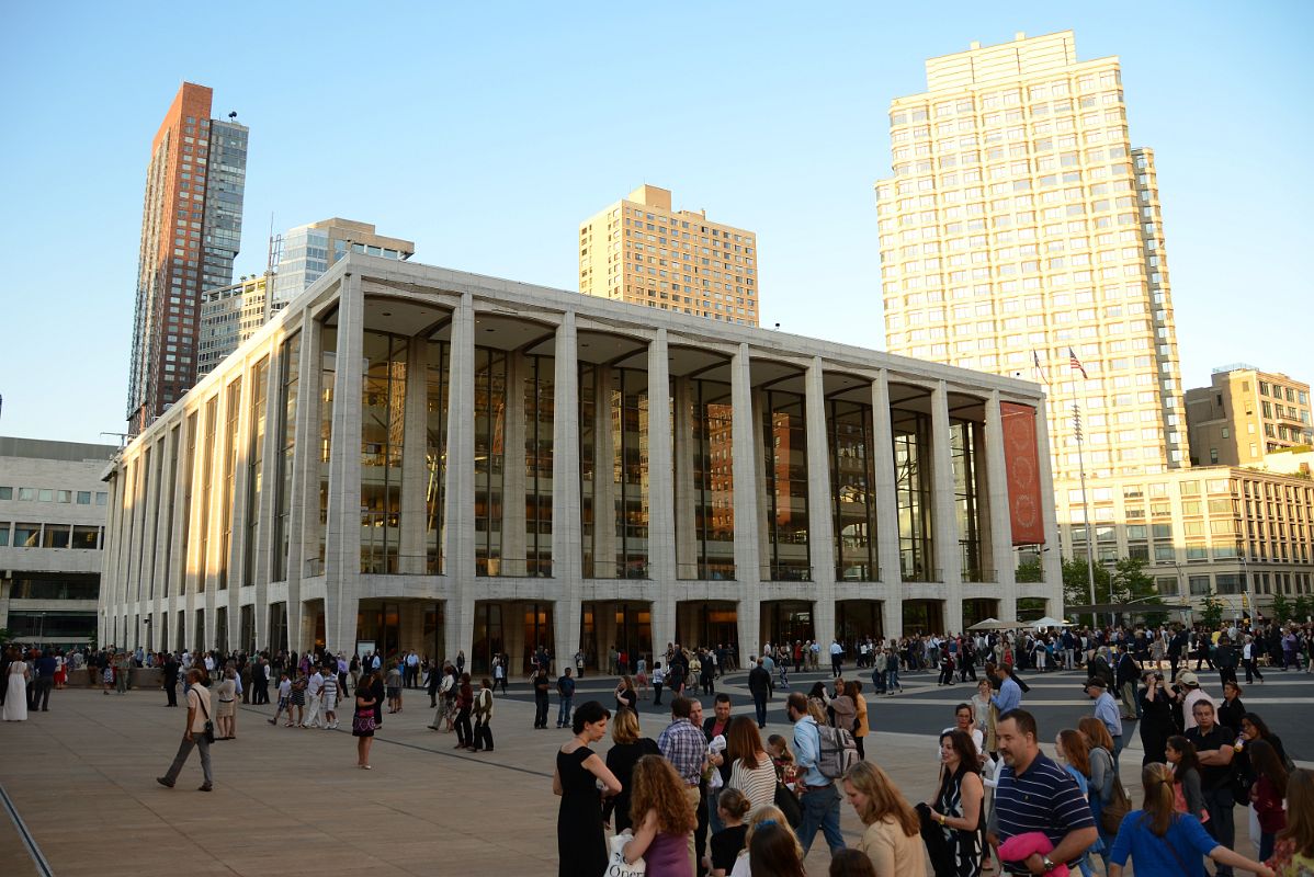 07-3 People Walking Around The New York Philharmonic David Geffen Hall In Lincoln Center New York City